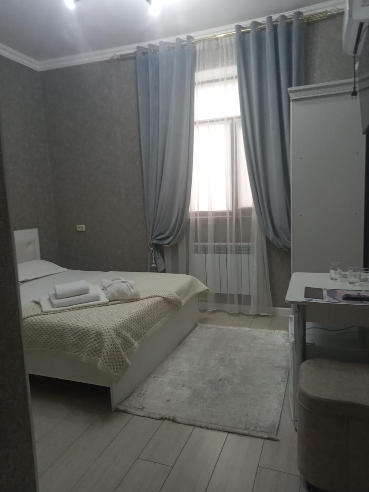 Keruen Deluxe Taraz Exterior foto